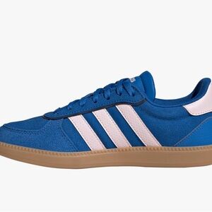 NWT Adidas Women’s Breaknet Sleek Sneaker